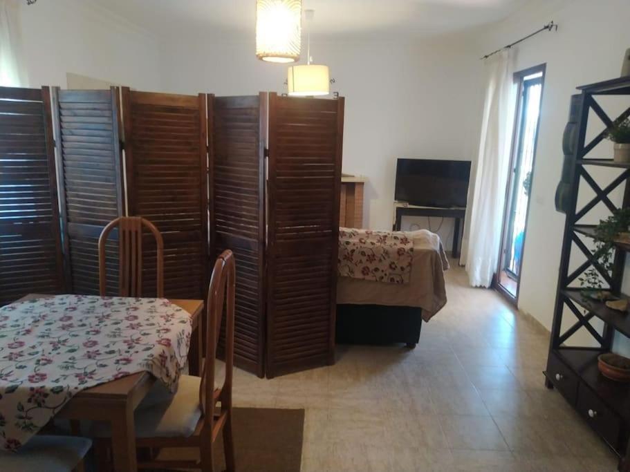 Agradable Casa Con Piscina En La Serrania. 아리아테 외부 사진